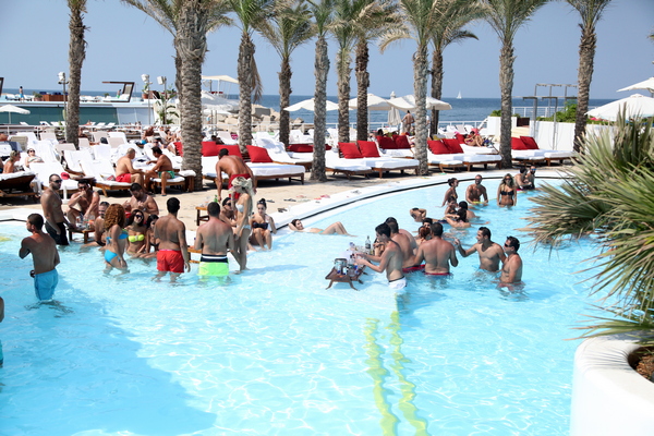 Riviera on Sunday 